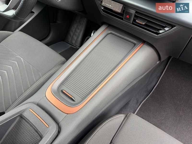 Хетчбек Cupra Born 2022 в Калуші фото 28 Хетчбек Cupra Born 2022 в Калуші