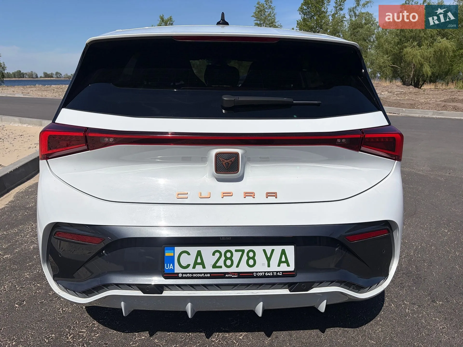 2022 Cupra Born - мініатюра 9