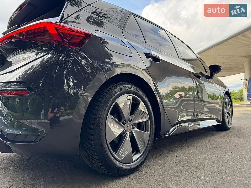 Хэтчбек Cupra Born 2023 в Луцке