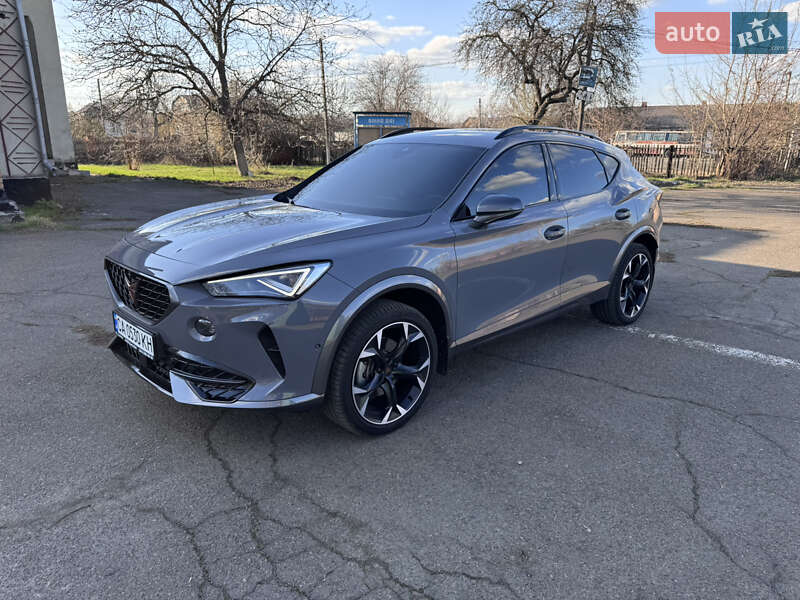 Позашляховик / Кросовер Cupra Formentor 2022 в 