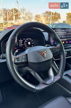 Позашляховик / Кросовер Cupra Formentor 2021 в 