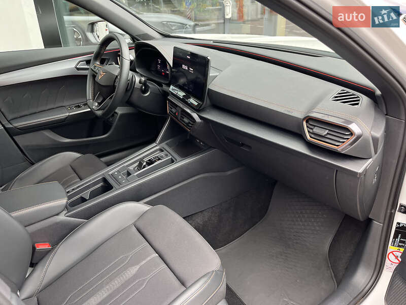 Внедорожник / Кроссовер Cupra Formentor 2024 в Киеве