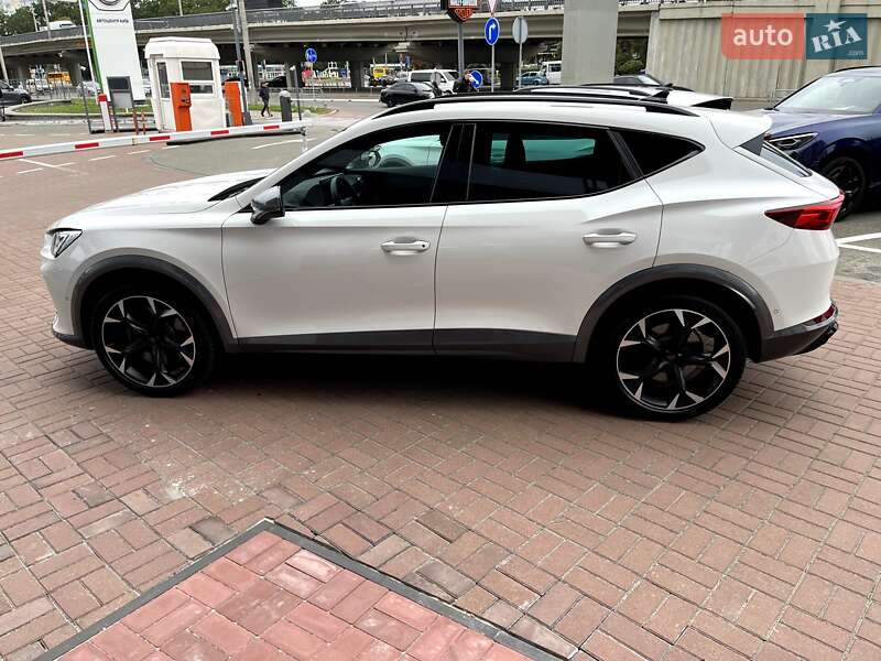 Позашляховик / Кросовер Cupra Formentor 2024 в Києві