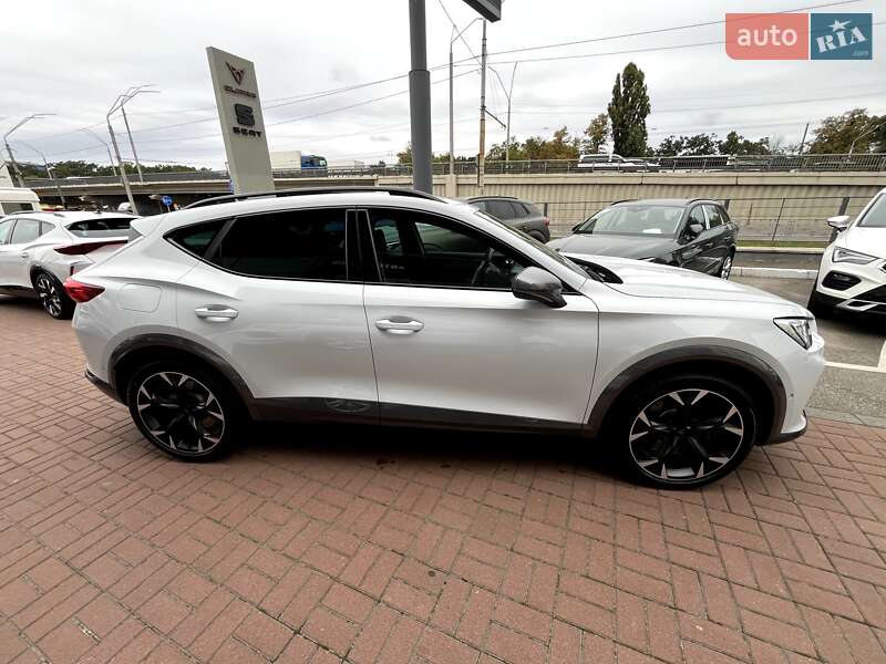 Внедорожник / Кроссовер Cupra Formentor 2024 в Киеве