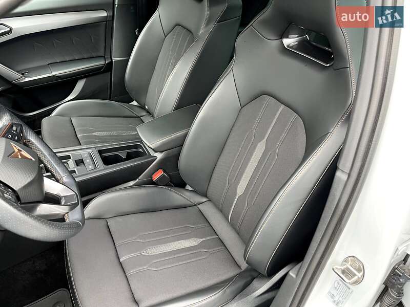 Внедорожник / Кроссовер Cupra Formentor 2024 в Киеве