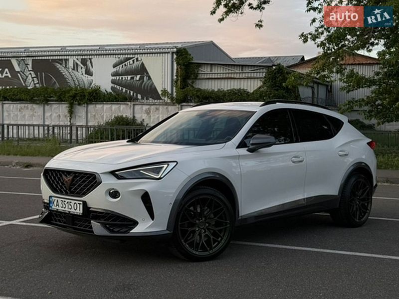 Внедорожник / Кроссовер Cupra Formentor 2024 в Киеве