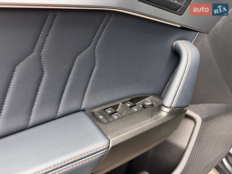 Хетчбек Cupra Leon 2024 в Києві фото 33 Хетчбек Cupra Leon 2024 в Києві