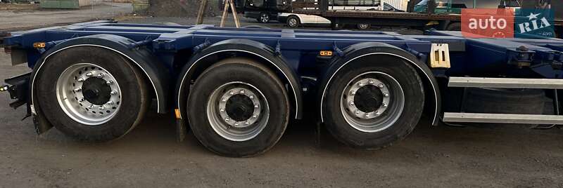 Контейнеровоз полуприцеп D-Tec FT-4303V 2006 в Хусте