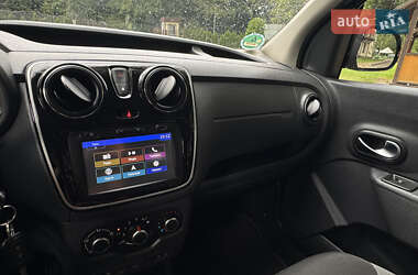 Минивэн Dacia Dokker Stepway 2018 в 