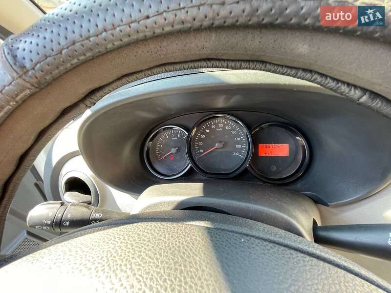 Минивэн Dacia Dokker 2014 в Коломые