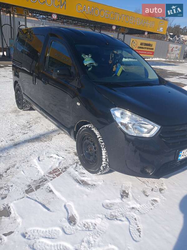 Мінівен Dacia Dokker 2014 в Броварах