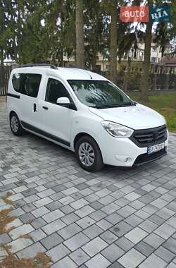 Минивэн Dacia Dokker 2013 в Староконстантинове