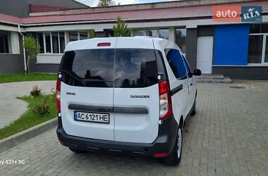 Мінівен Dacia Dokker 2013 в 