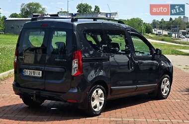 Минивэн Dacia Dokker 2014 в 