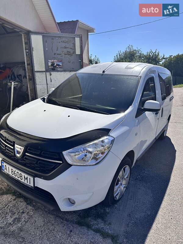 Минивэн Dacia Dokker 2017 в Киеве