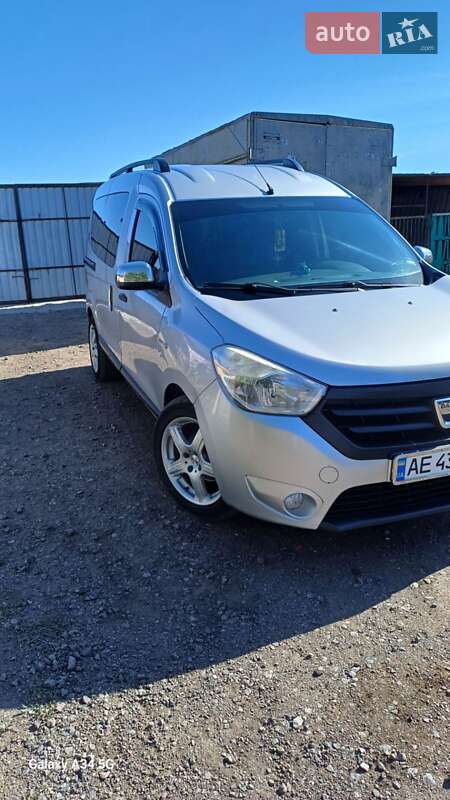 Минивэн Dacia Dokker 2014 в Никополе