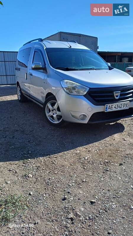 Минивэн Dacia Dokker 2014 в Никополе