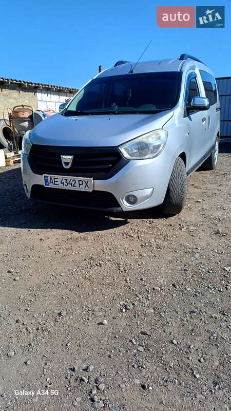 Минивэн Dacia Dokker 2014 в Никополе
