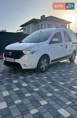 Мінівен Dacia Dokker 2015 в Житомирі
