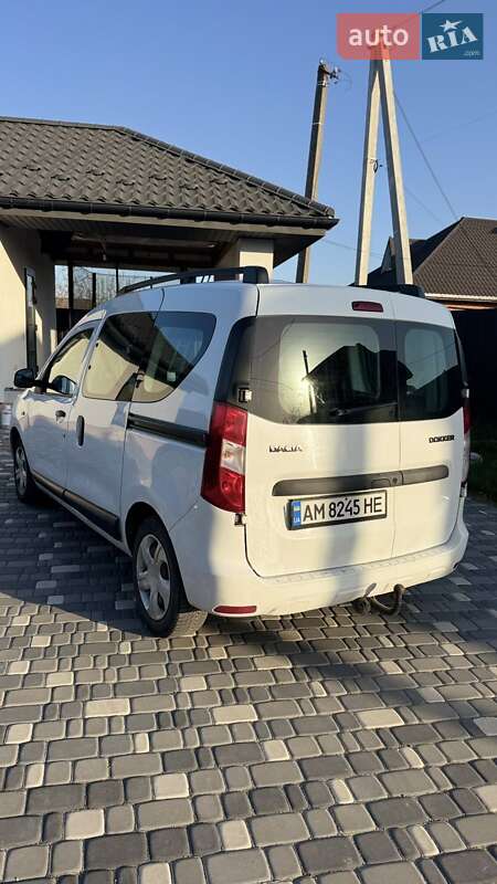 Минивэн Dacia Dokker 2015 в Житомире