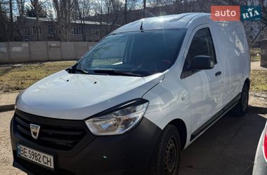 Вантажний фургон Dacia Dokker 2015 в Миколаєві