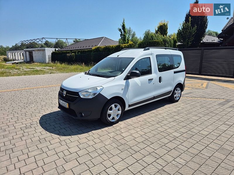 Минивэн Dacia Dokker 2017 в Стрые