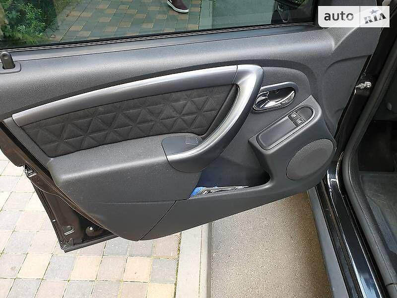 Позашляховик / Кросовер Dacia Duster 2015 в Житомирі