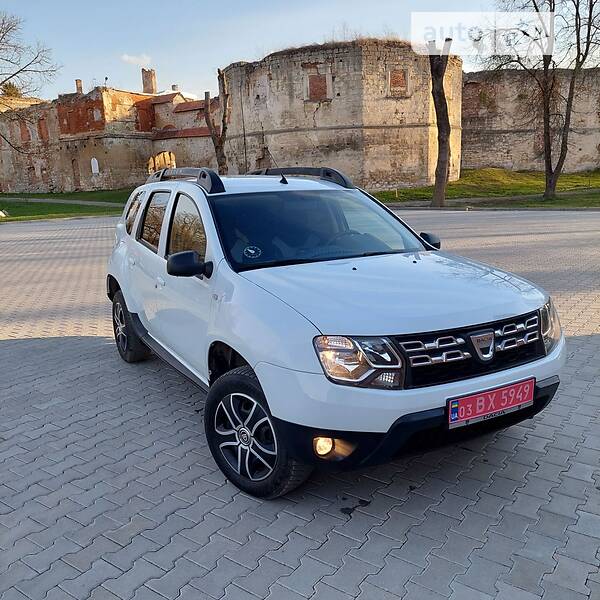 Позашляховик / Кросовер Dacia Duster 2017 в Тернополі
