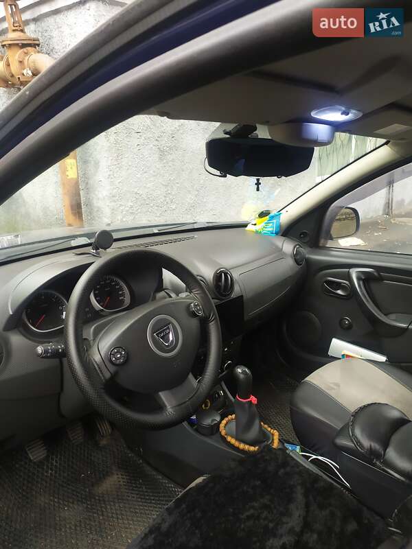 Dacia Duster 2010