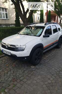 Позашляховик / Кросовер Dacia Duster 2013 в Ужгороді