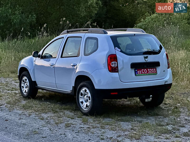 Позашляховик / Кросовер Dacia Duster 2011 в Шепетівці