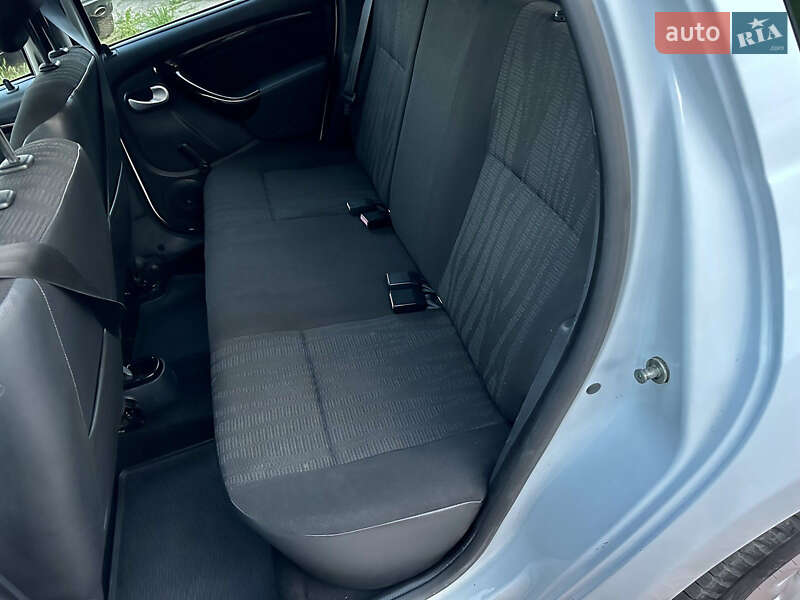 Позашляховик / Кросовер Dacia Duster 2011 в Шепетівці