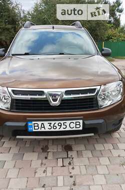 Внедорожник / Кроссовер Dacia Duster 2012 в Александровке