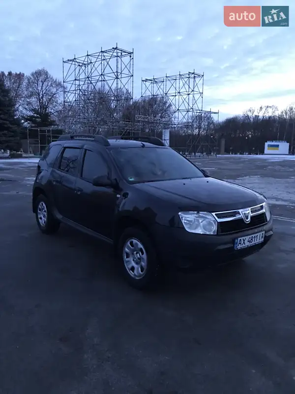Dacia Duster 2012