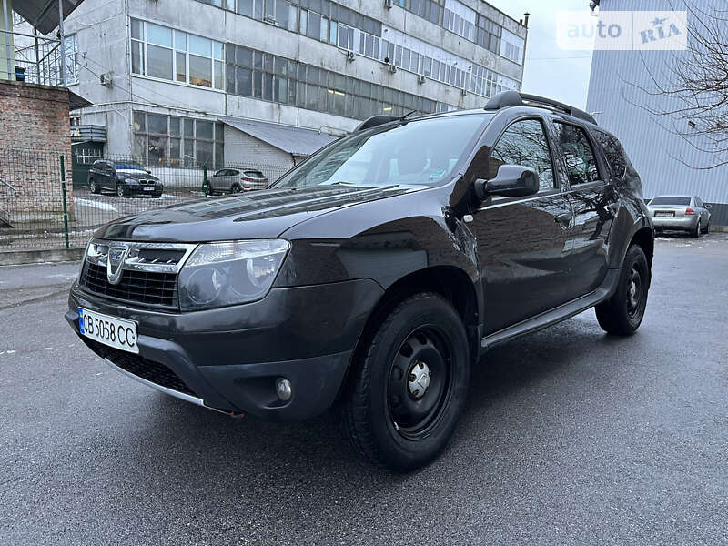 Позашляховик / Кросовер Dacia Duster 2013 в Чернігові