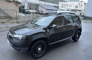 Позашляховик / Кросовер Dacia Duster 2013 в Чернігові