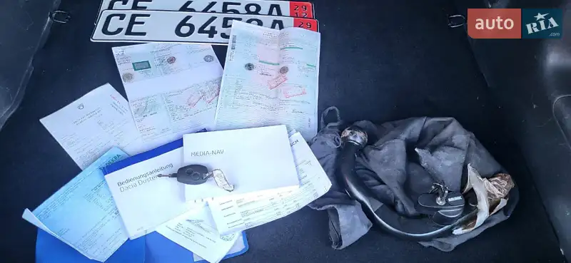 Позашляховик / Кросовер Dacia Duster 2014 в Коростені документ