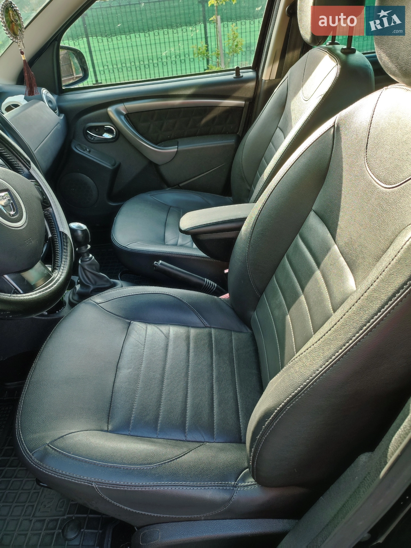 2015 Dacia Duster - мініатюра 8