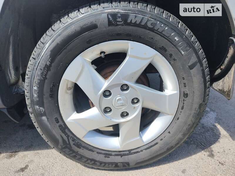 Внедорожник / Кроссовер Dacia Duster 2010 в Чернигове фото 11 Внедорожник / Кроссовер Dacia Duster 2010 в Чернигове