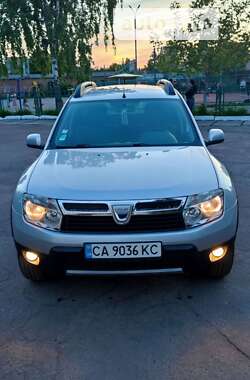 Позашляховик / Кросовер Dacia Duster 2010 в Черкасах