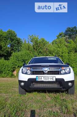 Позашляховик / Кросовер Dacia Duster 2011 в Кам'янці