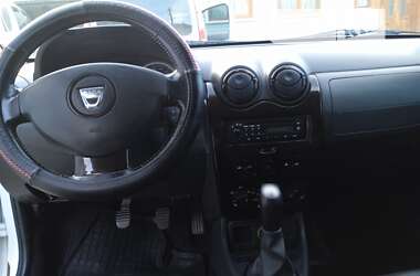 Внедорожник / Кроссовер Dacia Duster 2010 в Снятине