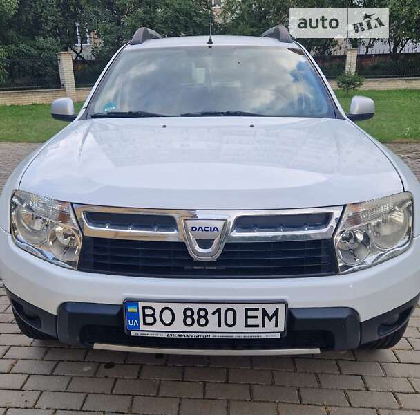 Позашляховик / Кросовер Dacia Duster 2011 в Тернополі