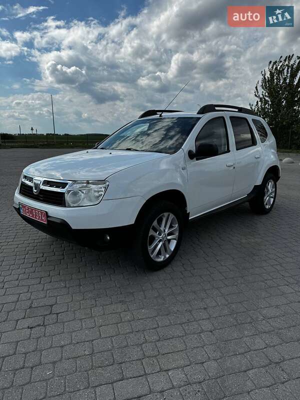 Внедорожник / Кроссовер Dacia Duster 2011 в 