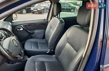 Внедорожник / Кроссовер Dacia Duster 2011 в 