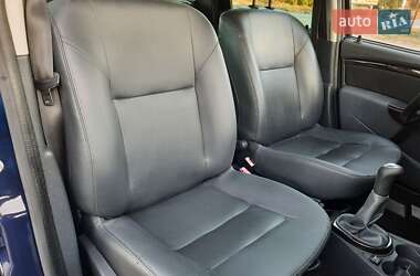 Внедорожник / Кроссовер Dacia Duster 2011 в 