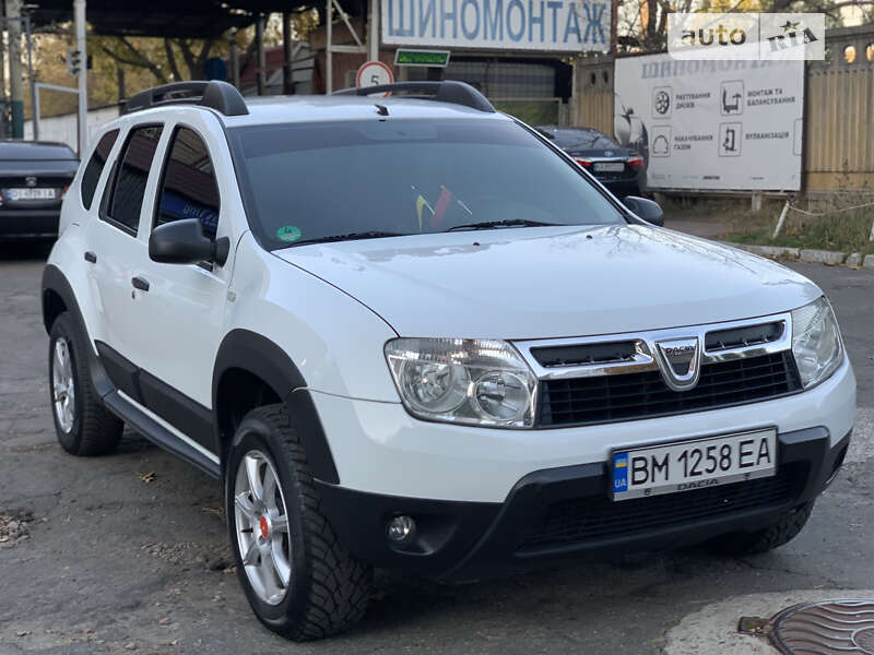 Позашляховик / Кросовер Dacia Duster 2012 в Києві