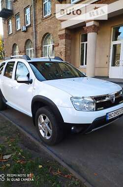 Позашляховик / Кросовер Dacia Duster 2011 в Гребінці