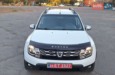 Внедорожник / Кроссовер Dacia Duster 2015 в Новоархангельске