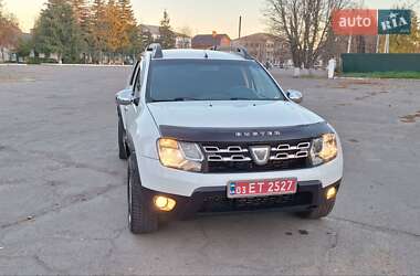 Внедорожник / Кроссовер Dacia Duster 2015 в Новоархангельске